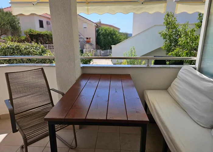 Charming Seaside Apartments Noa & Jakov, Zaboric Sibenik