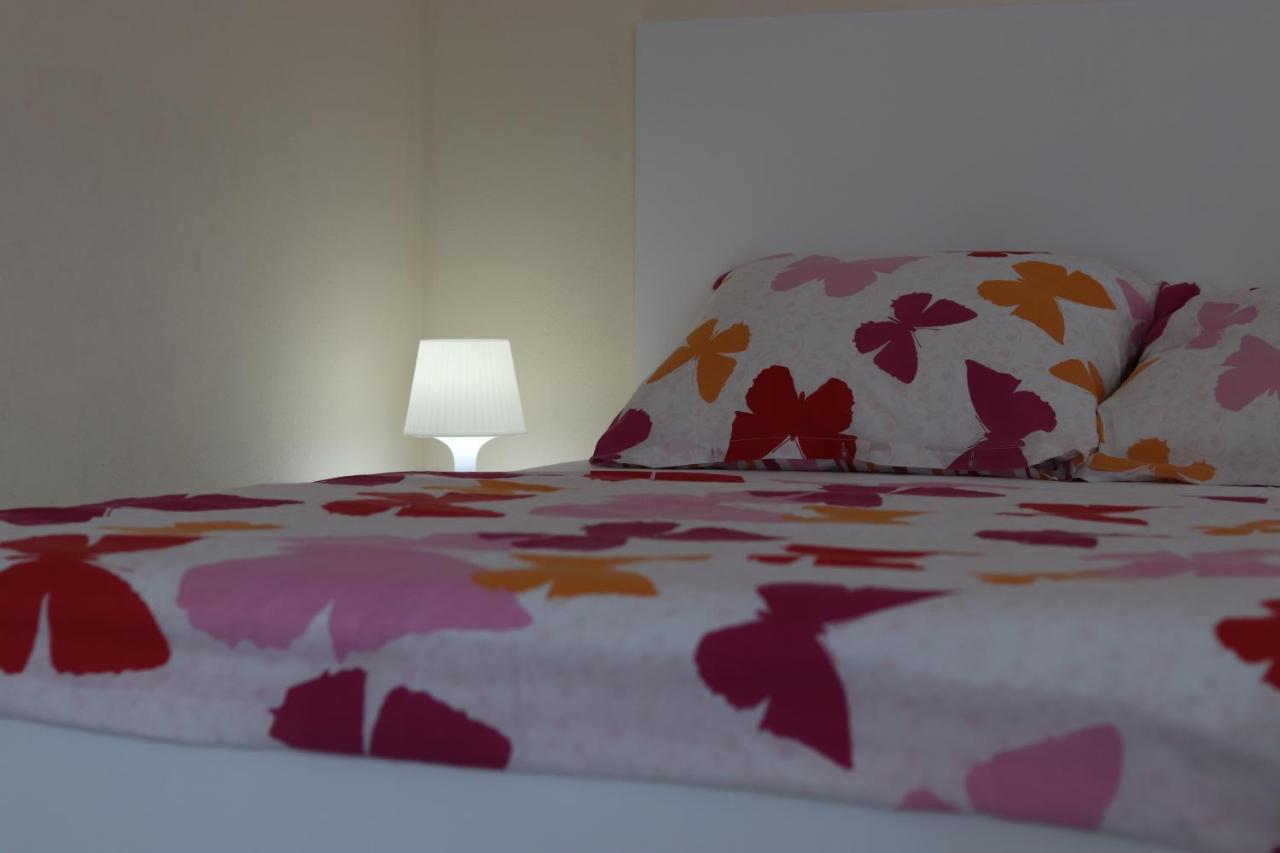 Apartment Charming Seaside Noa & Jakov, Sibenik *