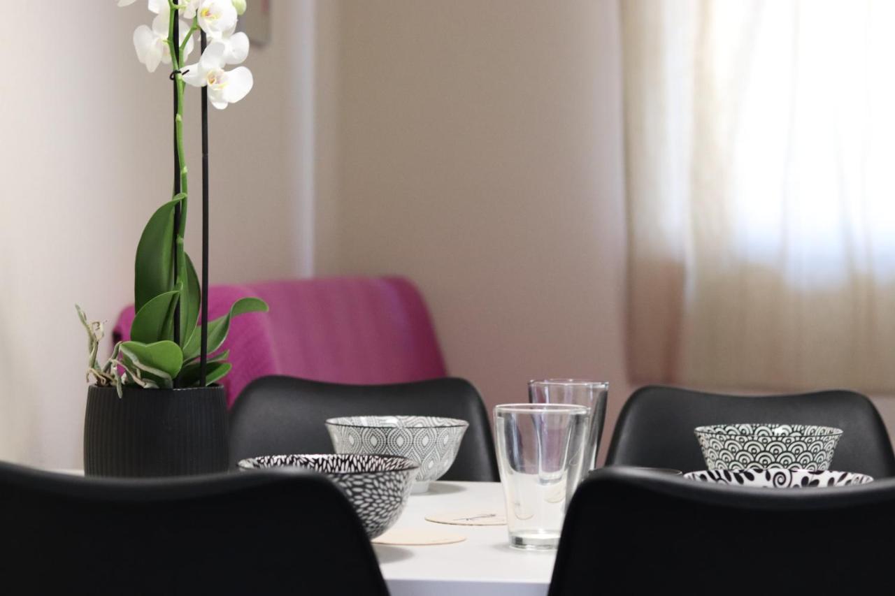 Apartment Charming Seaside Noa & Jakov, Sibenik Zaboric